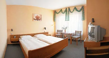 Отель Garni Keinath Штутгарт
